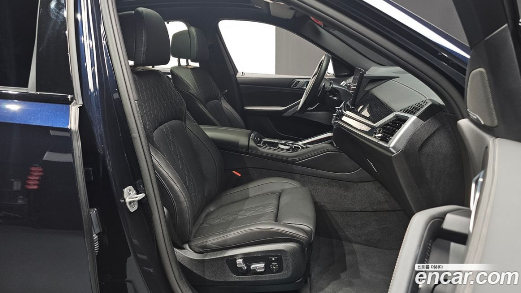 BMW X6 xDrive30d M Sport, 2025