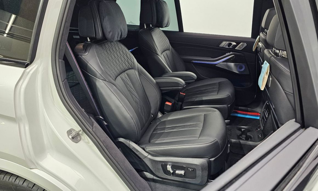 BMW X7 M60i xDrive M sport 6STR, 2024
