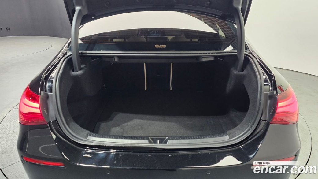 Mercedes-Benz A-Class A220 Sedan, 2025