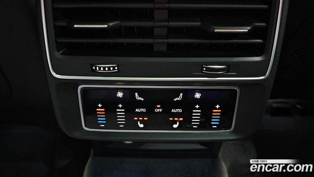 Audi Q8 45 TDI Quattro Premium, 2021
