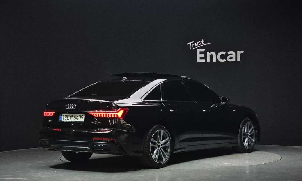 Audi A6 45 TFSI Premium, 2023