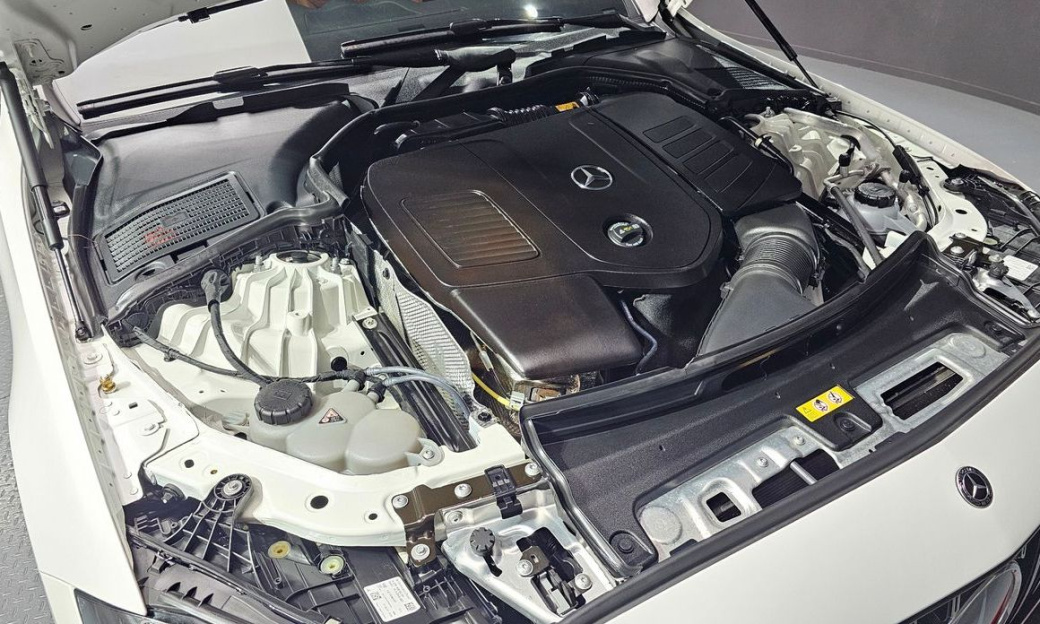 Mercedes-Benz C-Class C200 Avantgarde, 2024