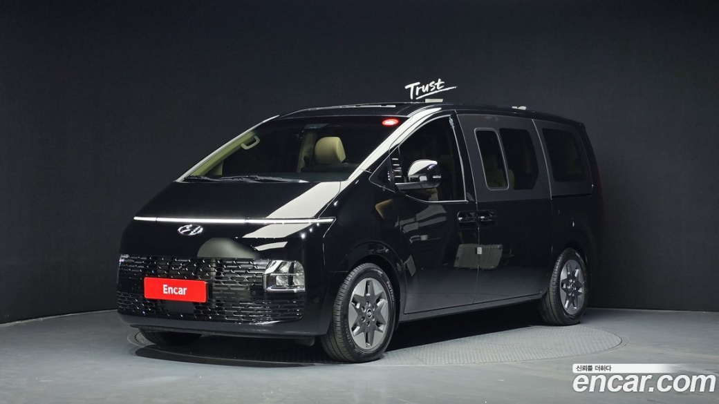 Hyundai Staria Tourer 9-Seater, 2023