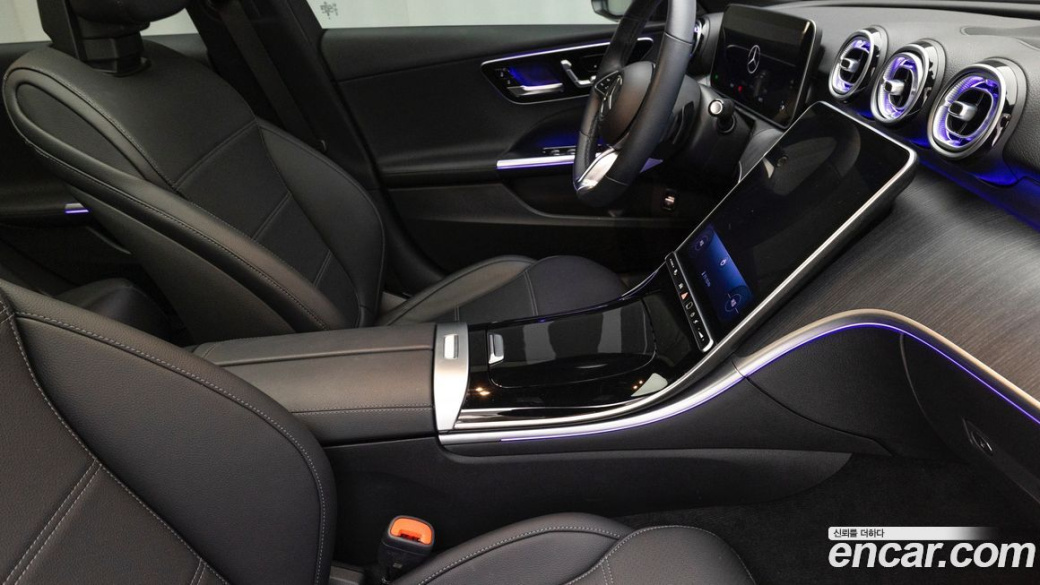 Mercedes-Benz C-Class C300 4MATIC Avantgarde, 2023