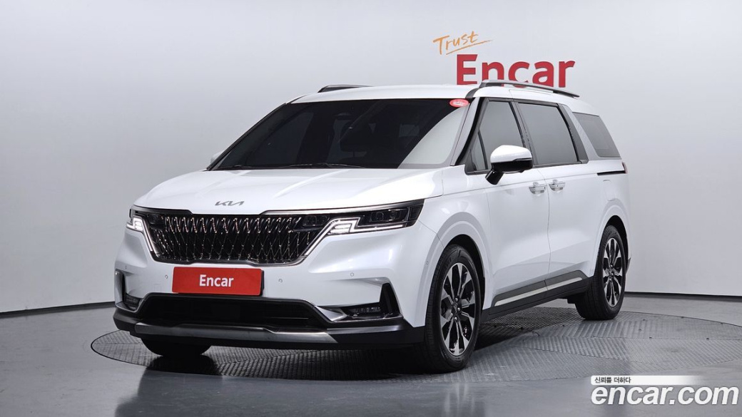 Kia Carnival 9-Seater Noblesse, 2023