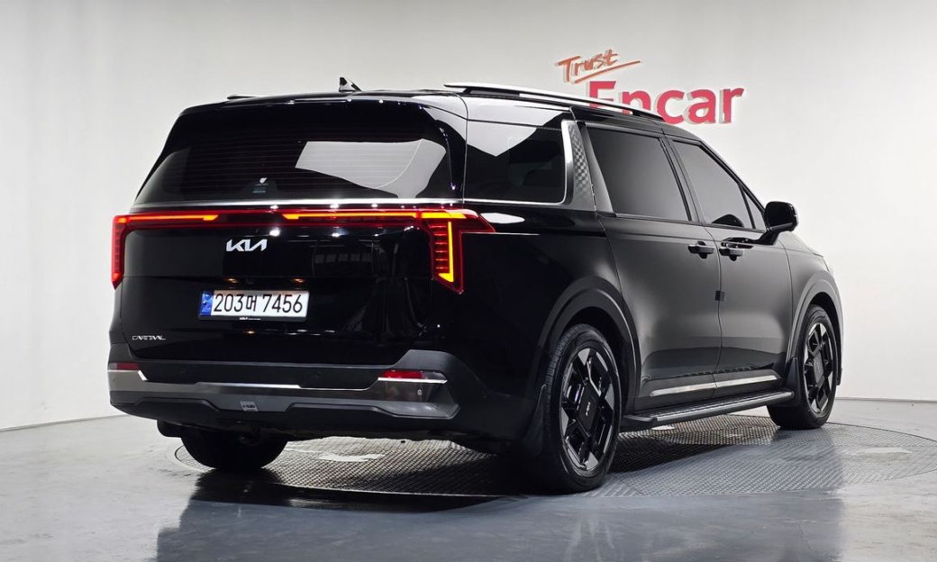 Kia Carnival 9-Seater Noblesse, 2024