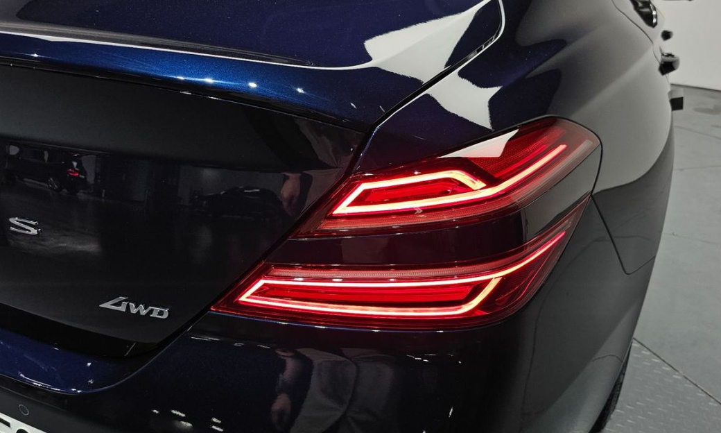 Genesis G70 Gasoline 2.5T 4WD, 2025