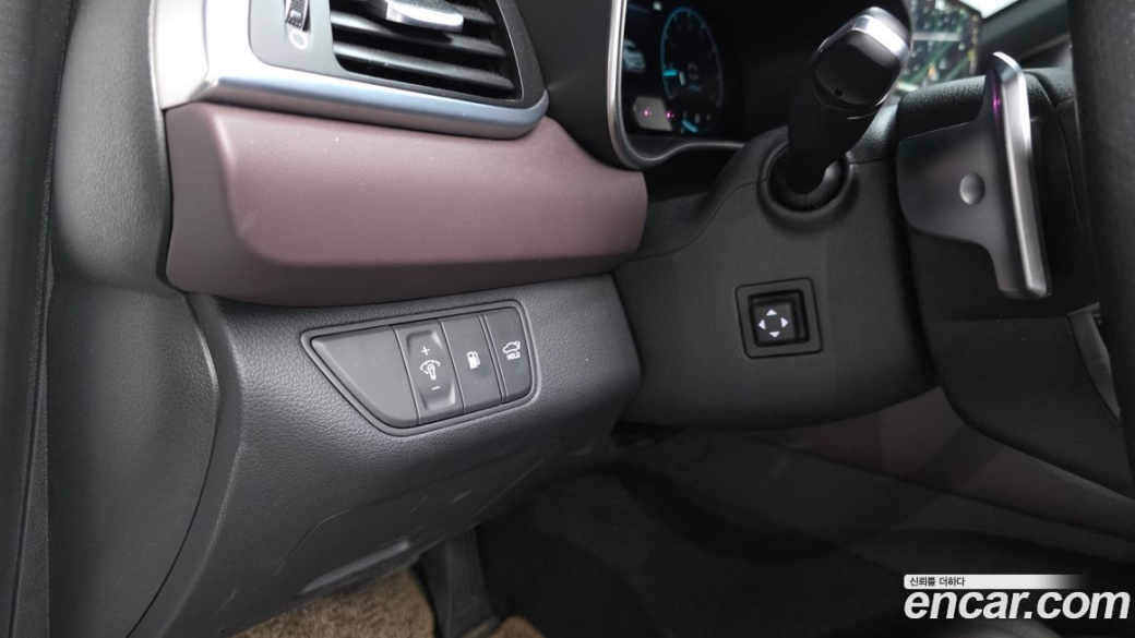 Genesis G70 Gasoline 2.0T 4WD, 2023