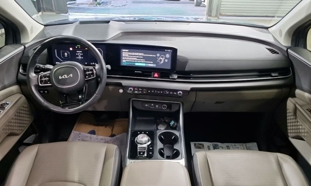 Kia Carnival 7-Seater Noblesse, 2024