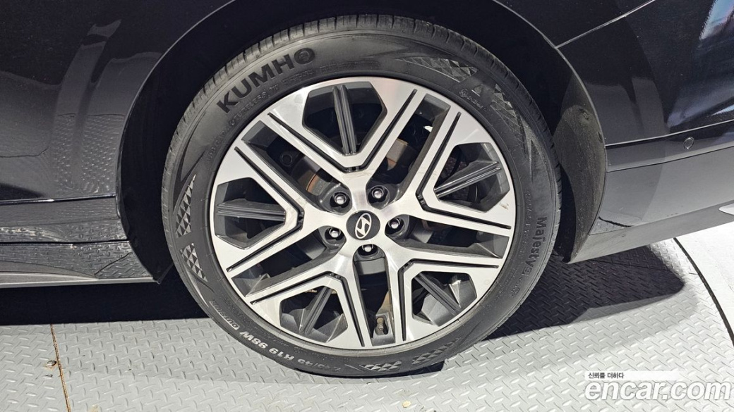 Hyundai Grandeur 2,5 Gasoline 2WD, 2023