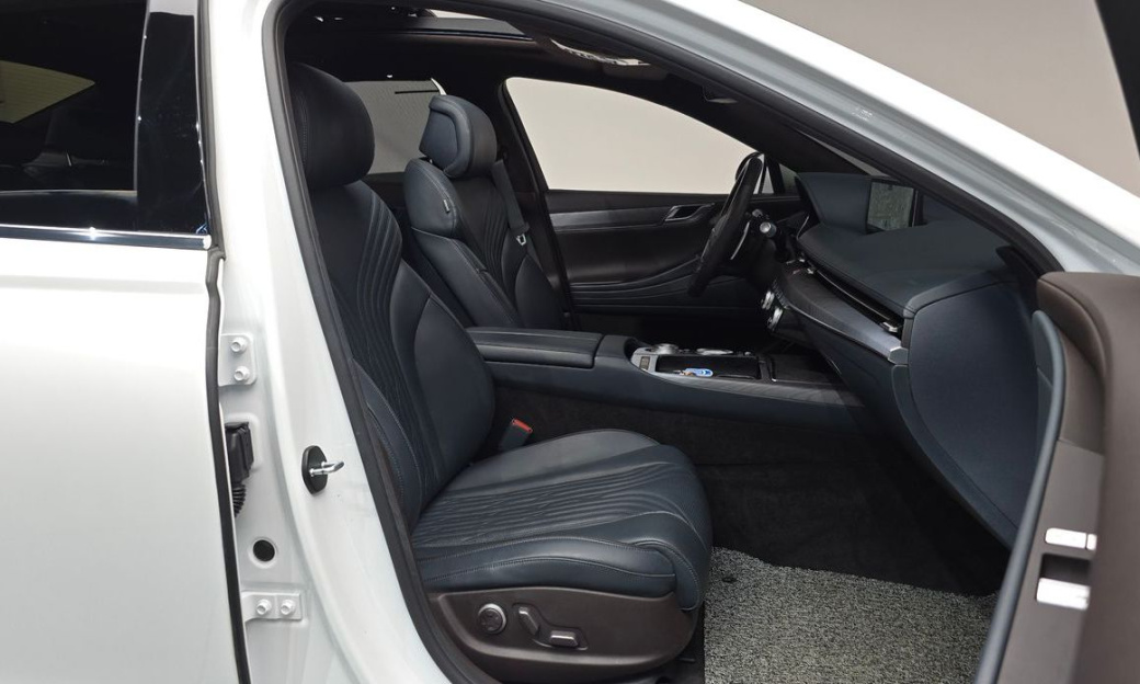 Genesis G80 Gasoline 2.5 Turbo AWD, 2022