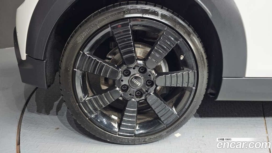 Mini Cooper Convertible Resolute Edition, 2024