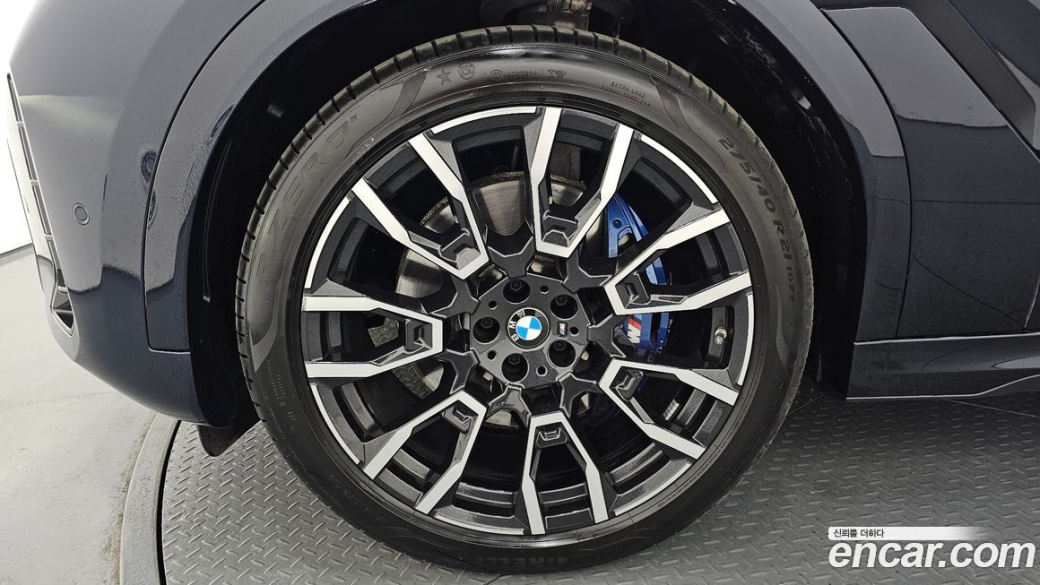 BMW X6 xDrive40i M Sport, 2025