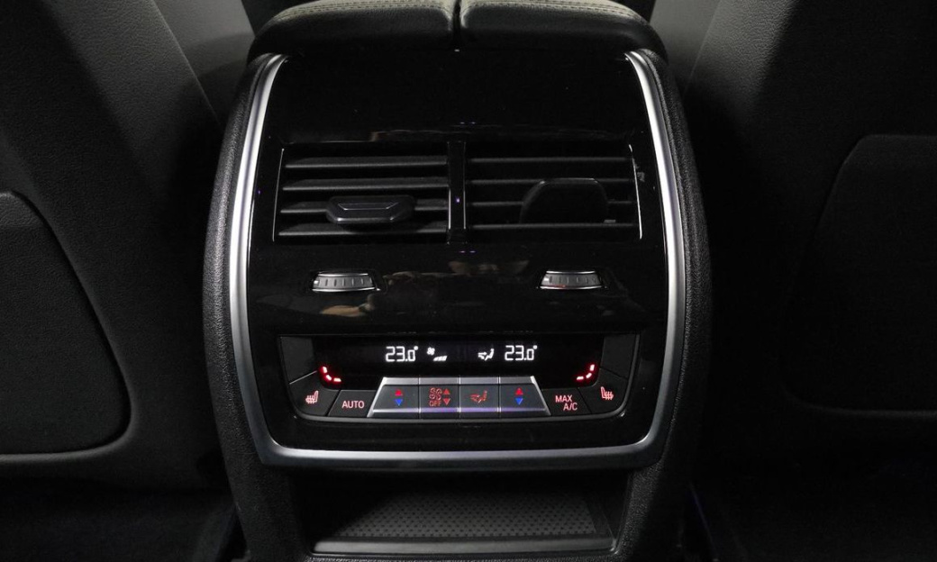 BMW X6 xDrive40i M Sport, 2022