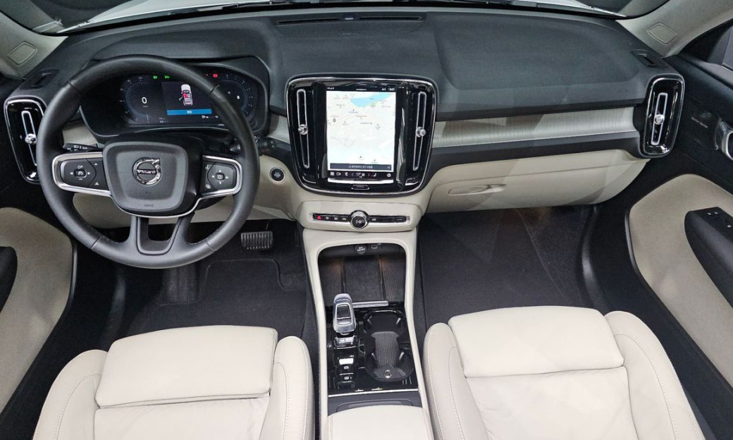 Volvo XC40 B4 Ultimate Bright, 2023