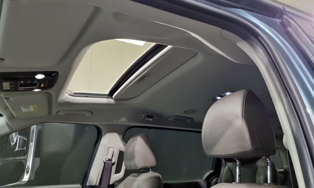 Kia Carnival 7-Seater Noblesse, 2024