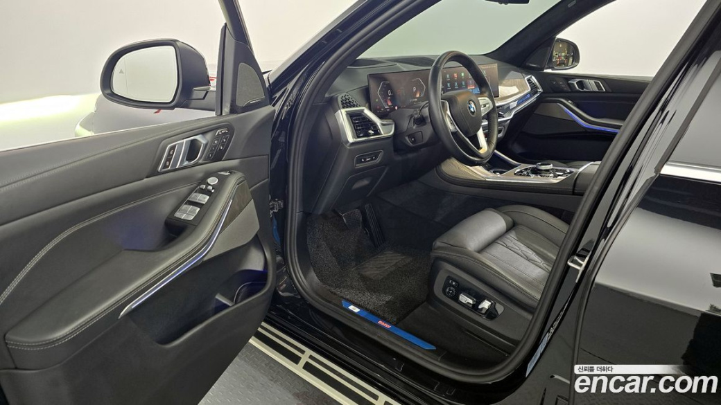 BMW X7 xDrive 40d Design Pure Excellence 6-Seater, 2024