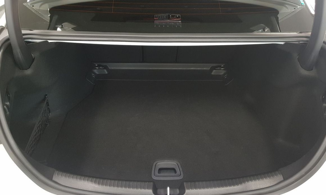 Mercedes-Benz C-Class C300 4MATIC AMG Line, 2023