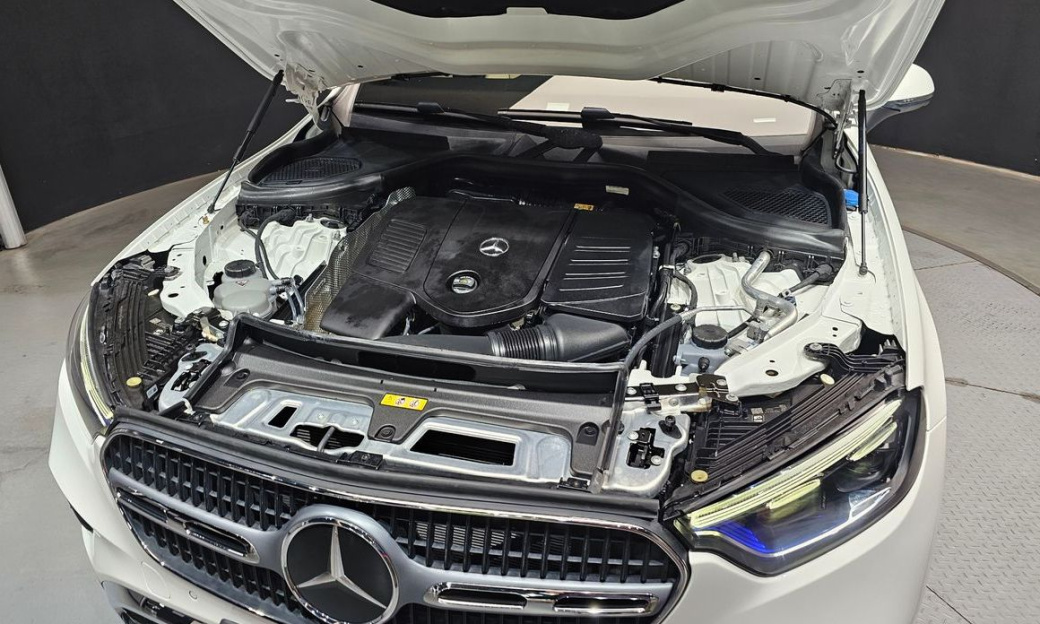 Mercedes-Benz GLC-Class GLC 300 4MATIC Avantgarde, 2025