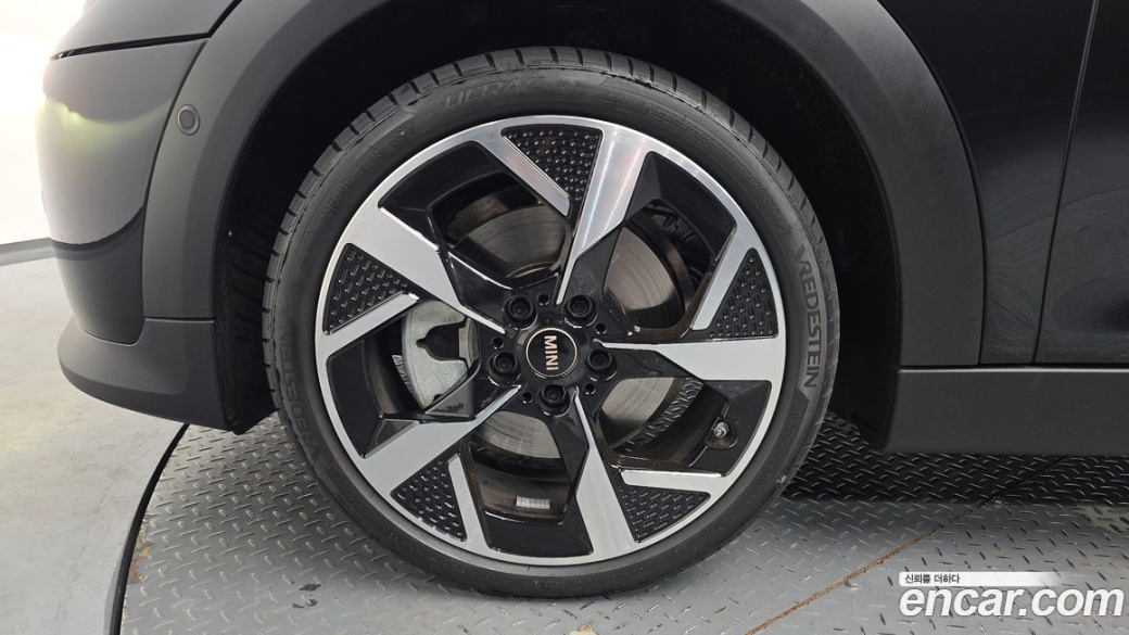 Mini Cooper 5 Door Favoured, 2026