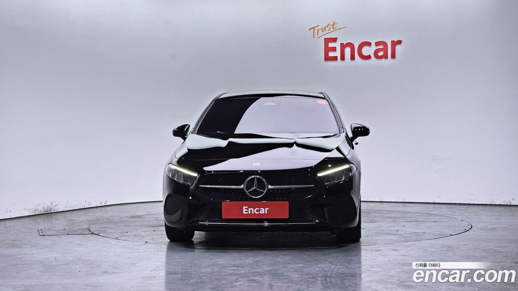 Mercedes-Benz A-Class A220 Sedan, 2025