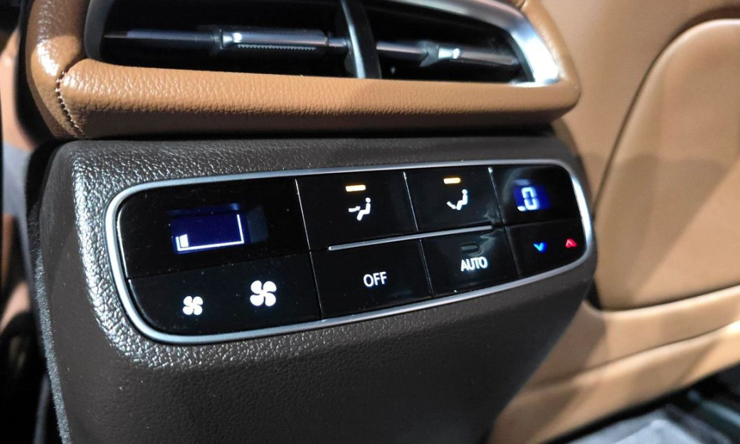 Genesis G80 Gasoline 2.5 Turbo 2WD, 2024