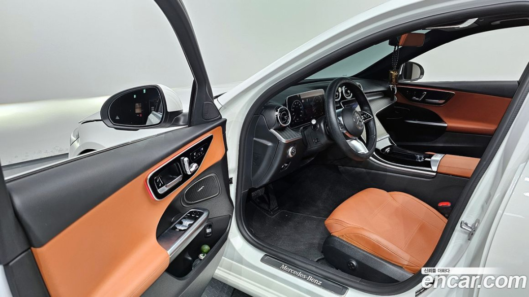 Mercedes-Benz C-Class C300 4MATIC Avantgarde, 2024