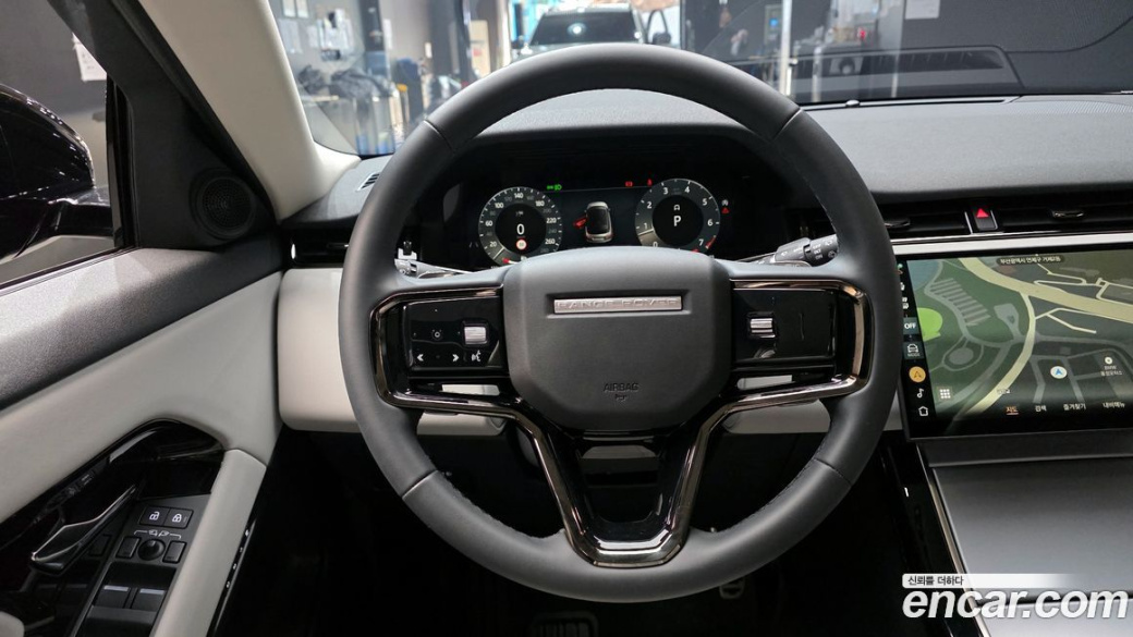 Land Rover Range Rover Evoque P250 S, 2025