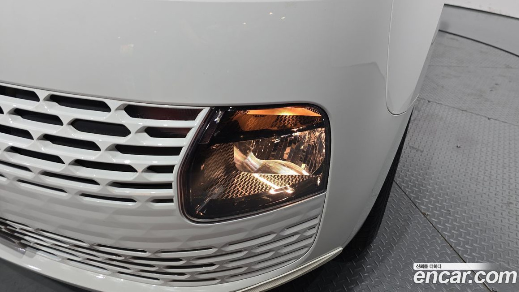 Hyundai Staria 2WD Camping Car, 2023