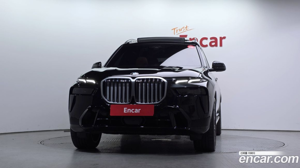 BMW X7 xDrive 40i M Sport 6STR, 2025