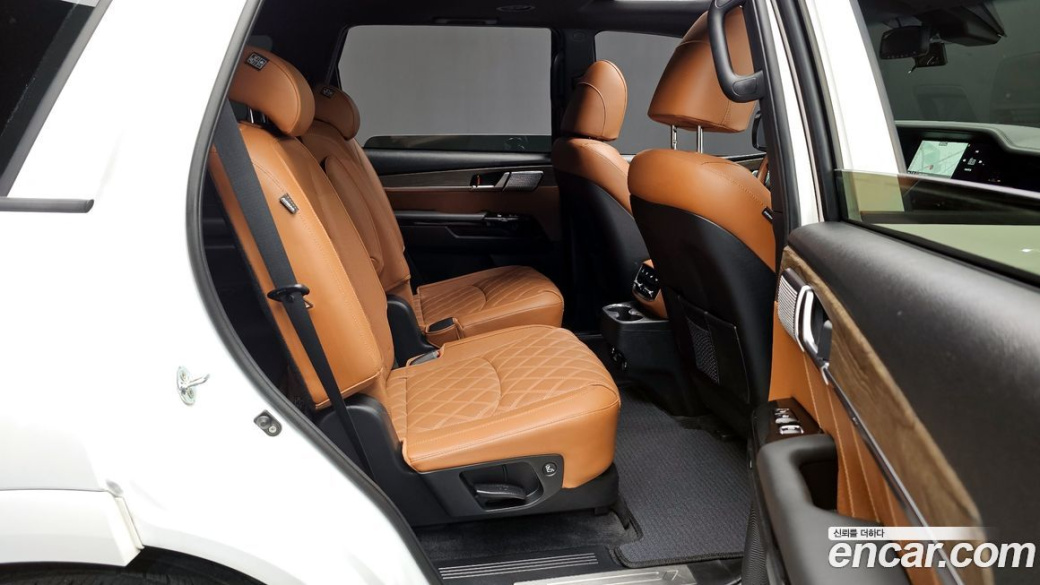 Kia Mohave Diesel 3.0 4WD 6-Seater, 2022