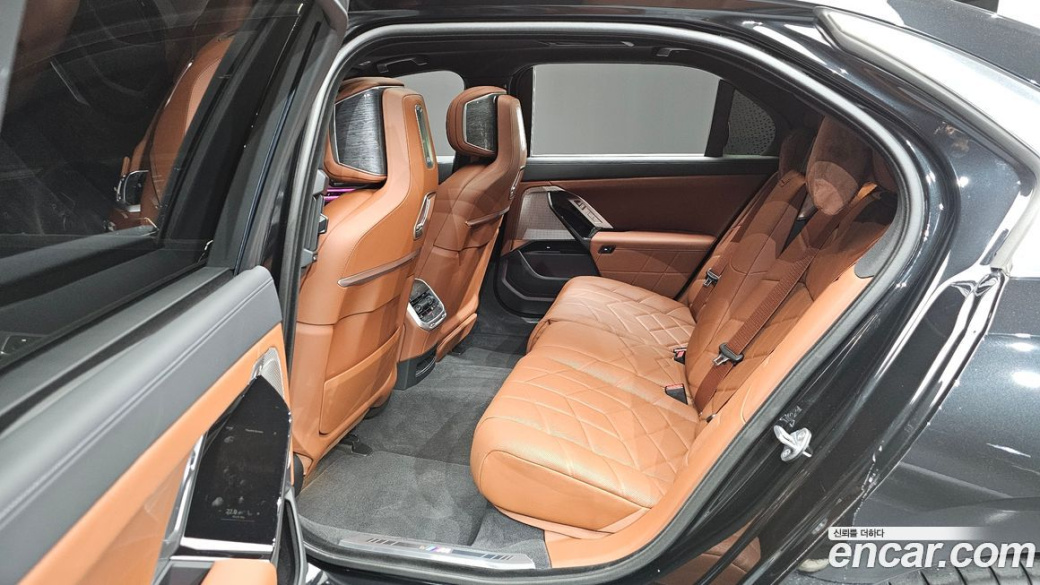 BMW 7-Series 740i xDrive M Sport, 2024
