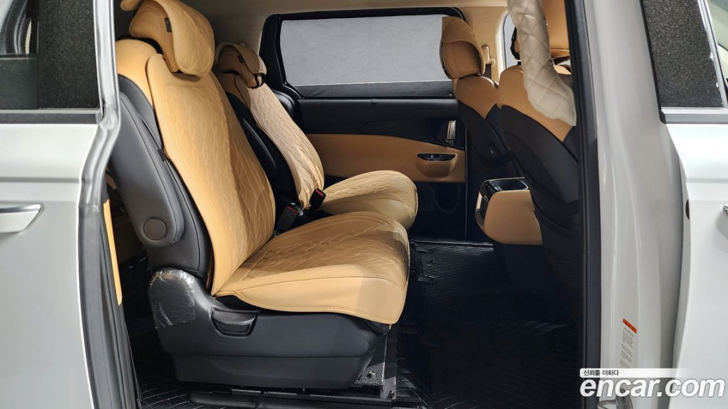 Kia Carnival 9-Seater Noblesse, 2023