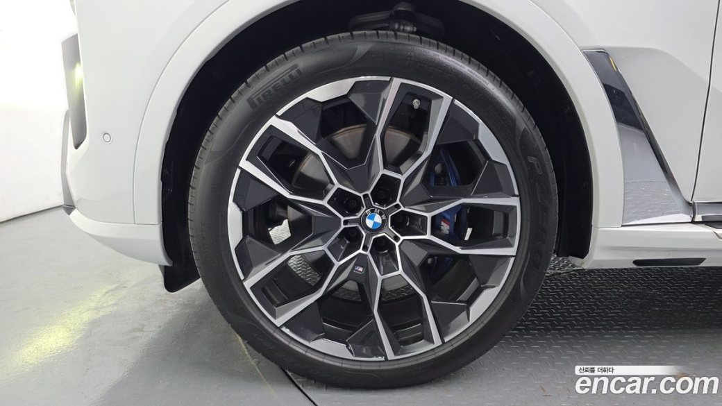 BMW X7 xDrive 40i M Sport 6STR, 2025