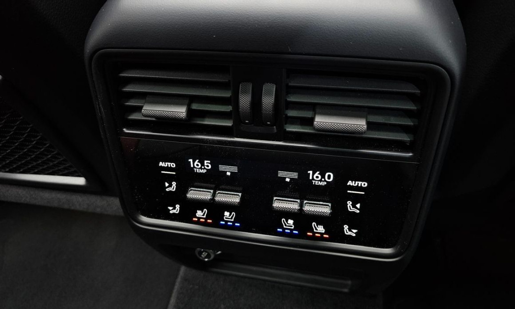 Porsche Cayenne 4.0 GTS, 2025