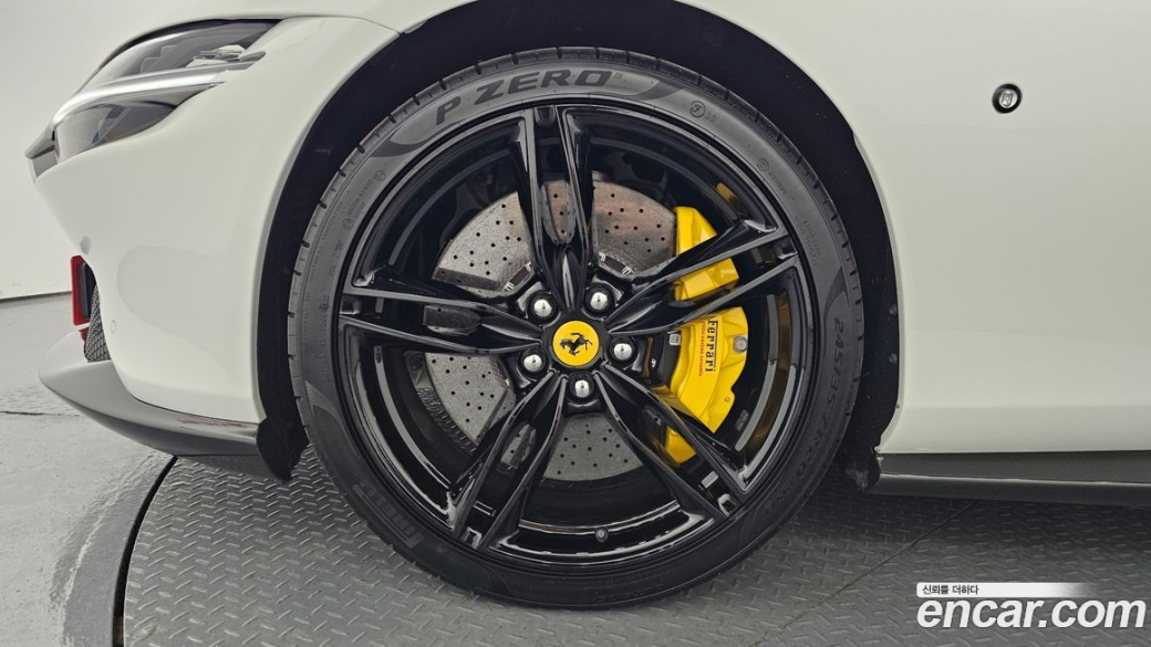Ferrari Roma 3.9, 2024