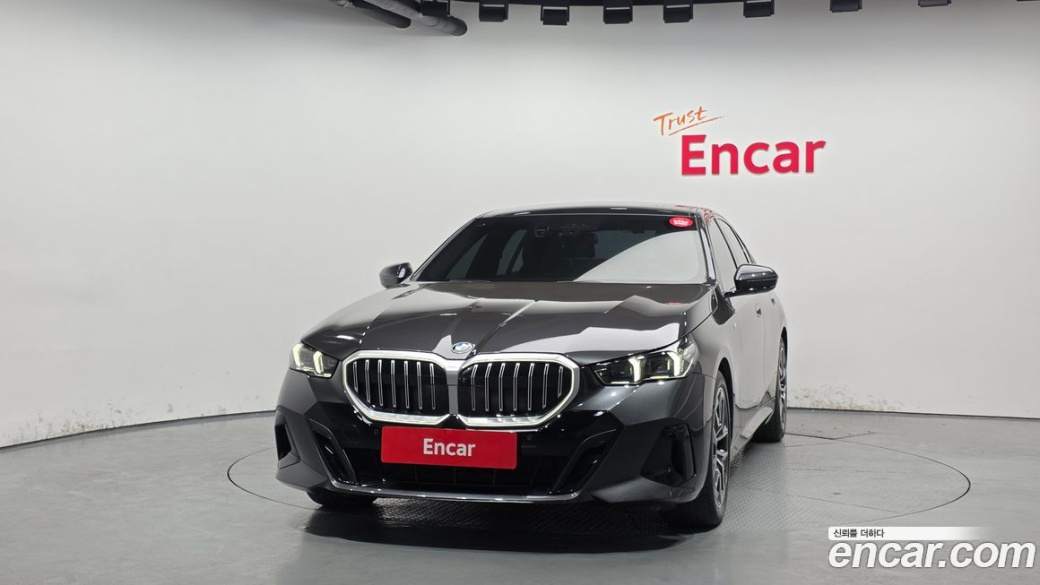 BMW 5-Series 520i M Sport, 2024