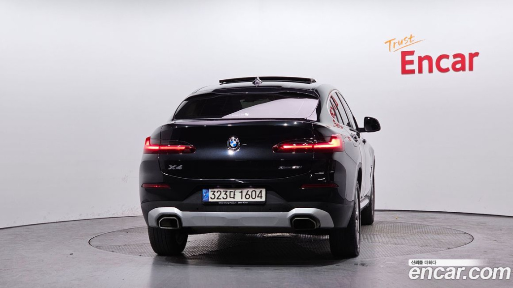 BMW X4 xDrive20i xLine, 2022