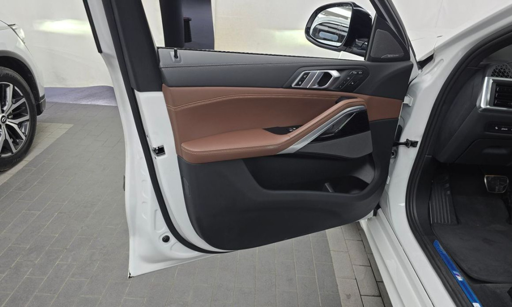 BMW X6 xDrive40i M Sport, 2024