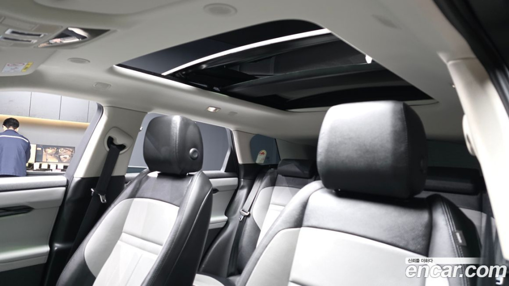 Land Rover Range Rover Evoque P250 Dynamic SE, 2025