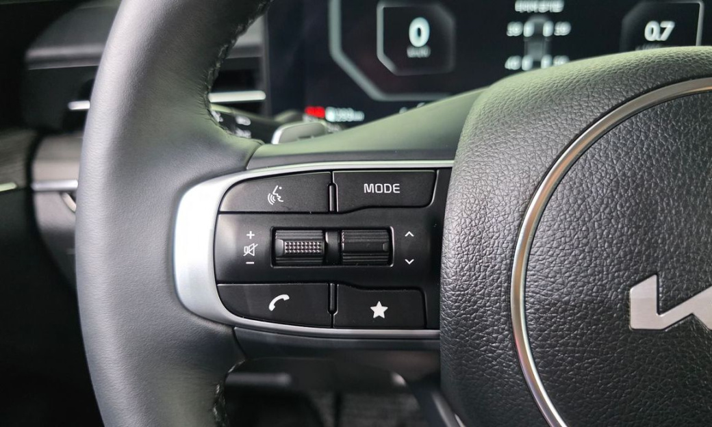 Kia K5 2.0, 2025