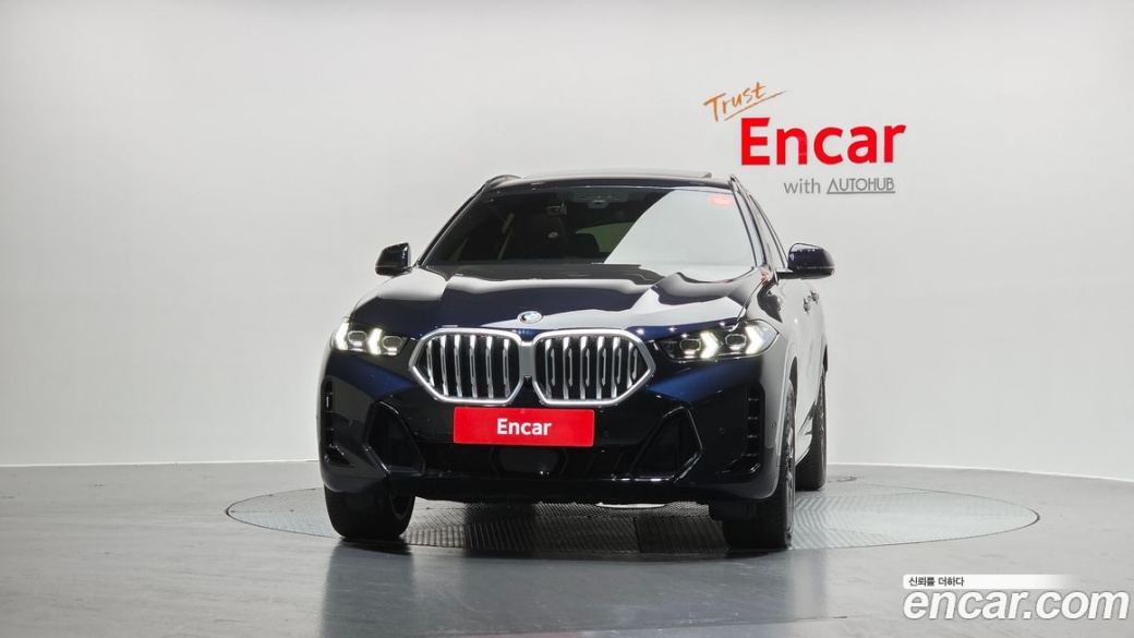 BMW X6 xDrive40i M Sport, 2025