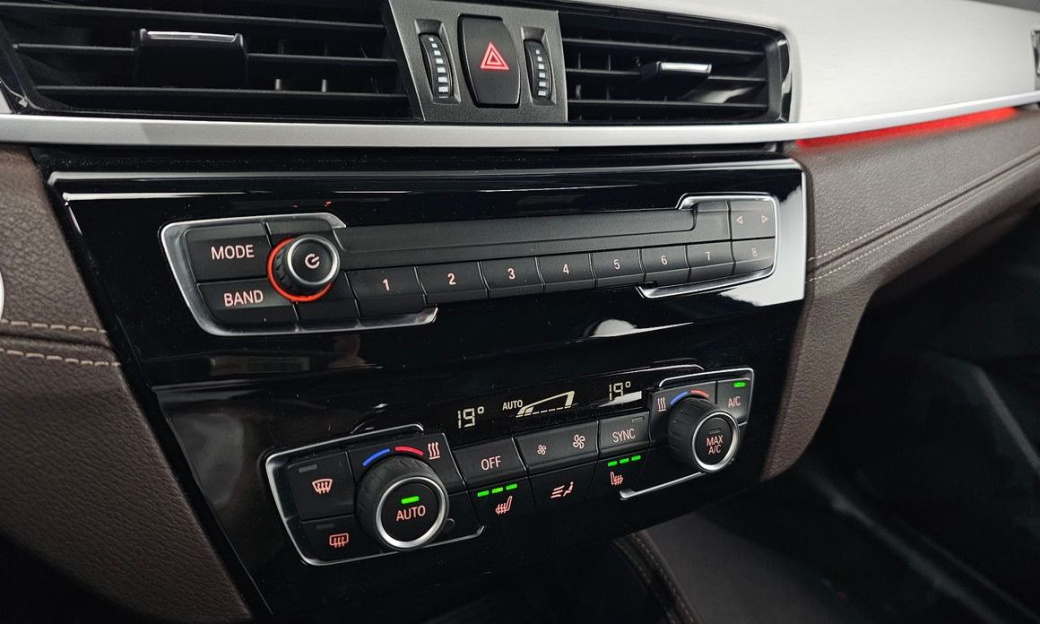 BMW X1 xDrive 20i M Sport, 2022