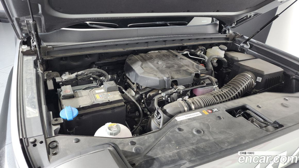 Kia Tasman 2.5T Gasoline 4WD, 2026