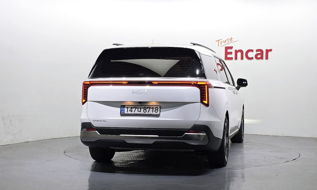 Kia Carnival 7-Seater Signature, 2025