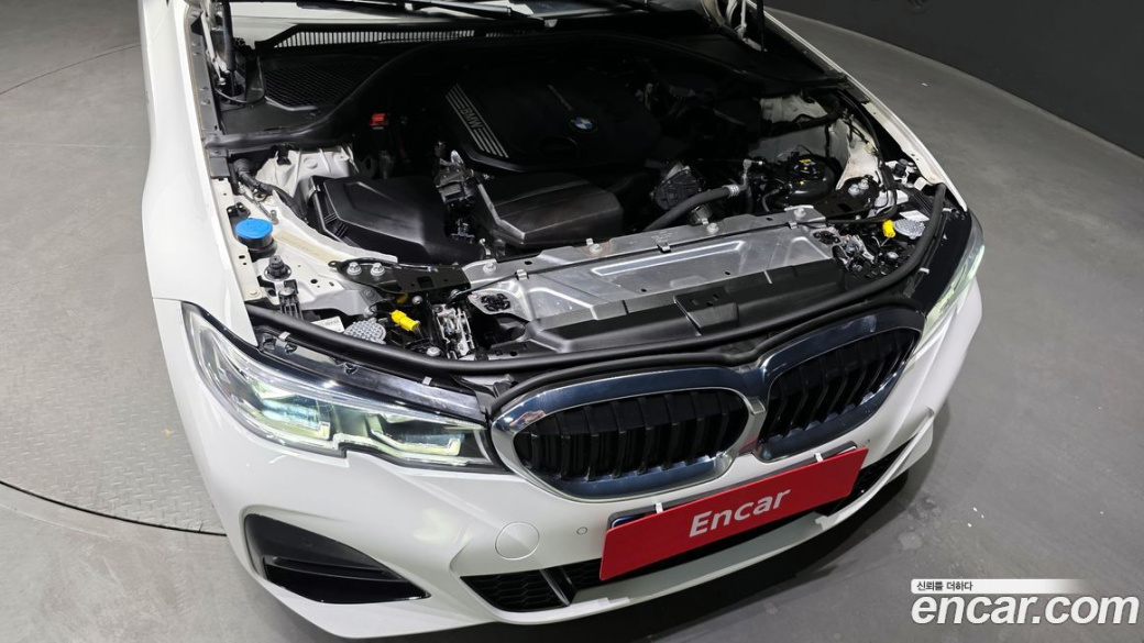 BMW 3-Series 320d M Sport, 2022