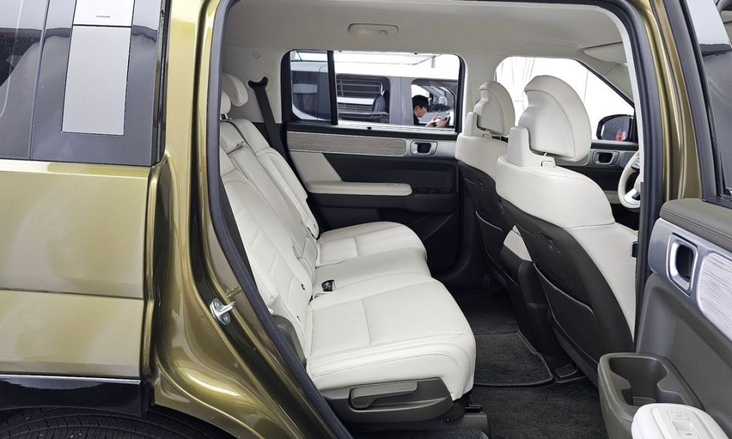 Hyundai Santafe Gasoline 2.5T 2WD, 2024