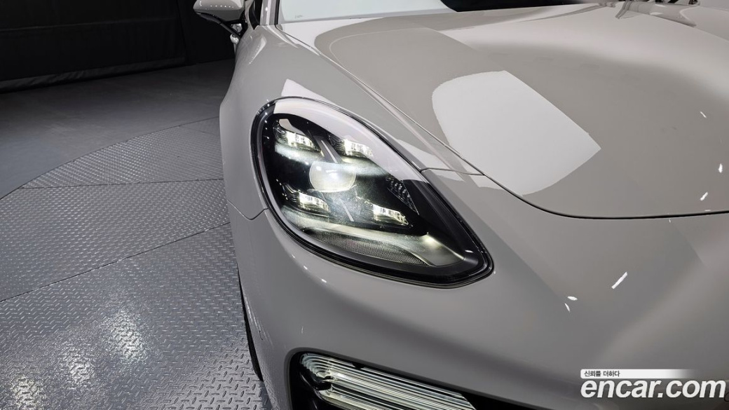 Porsche Panamera 2.9 AWD Platinum Edition, 2023