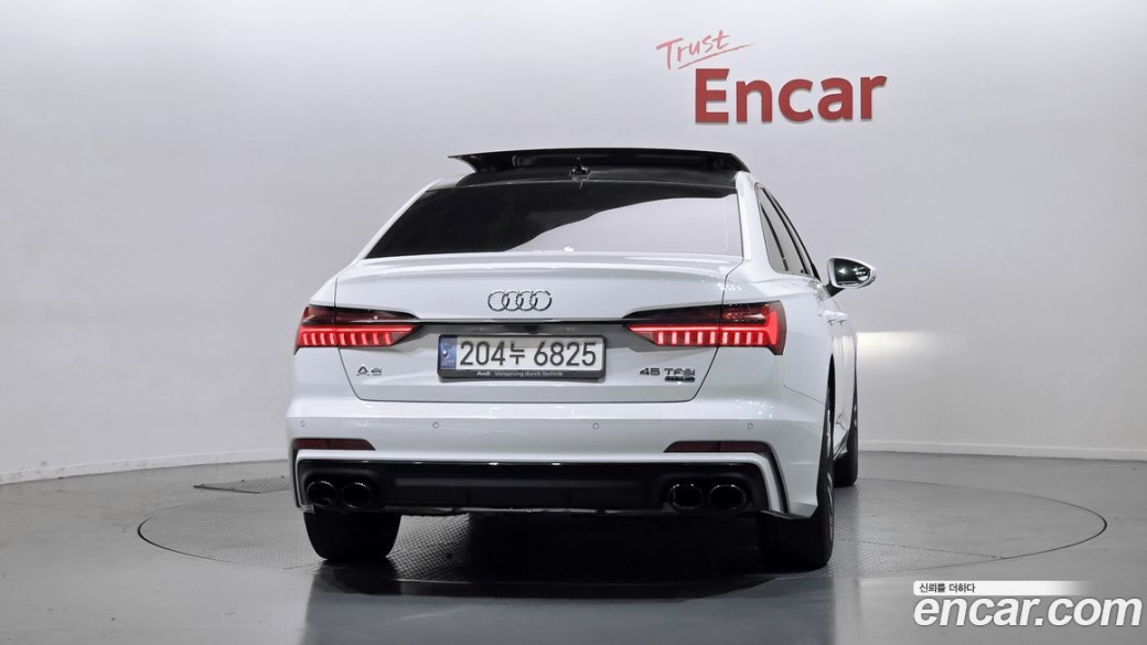 Audi A6 45 TFSI Quattro Premium, 2022