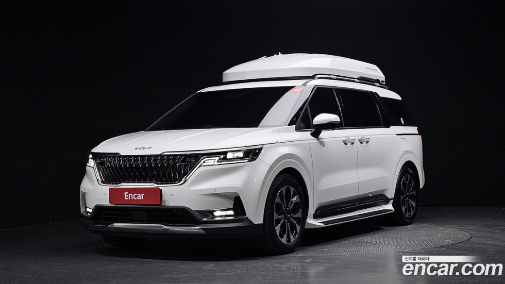 Kia Carnival 9-Seater Signature, 2023
